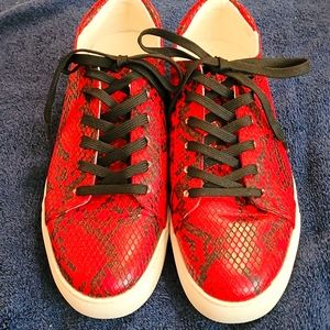 Kenneth Cole Red and Black leather sneakers